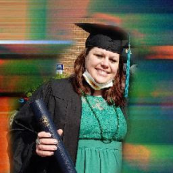 Meet your Posher, Nikki - Picture 1 of 1